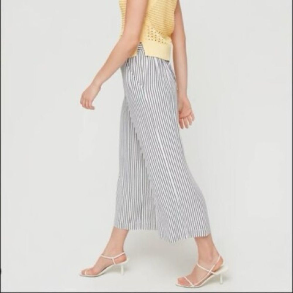 Wilfred by Aritzia Faun White and Grey Striped Wide-Leg Pant Size Large - Picture 2 of 9